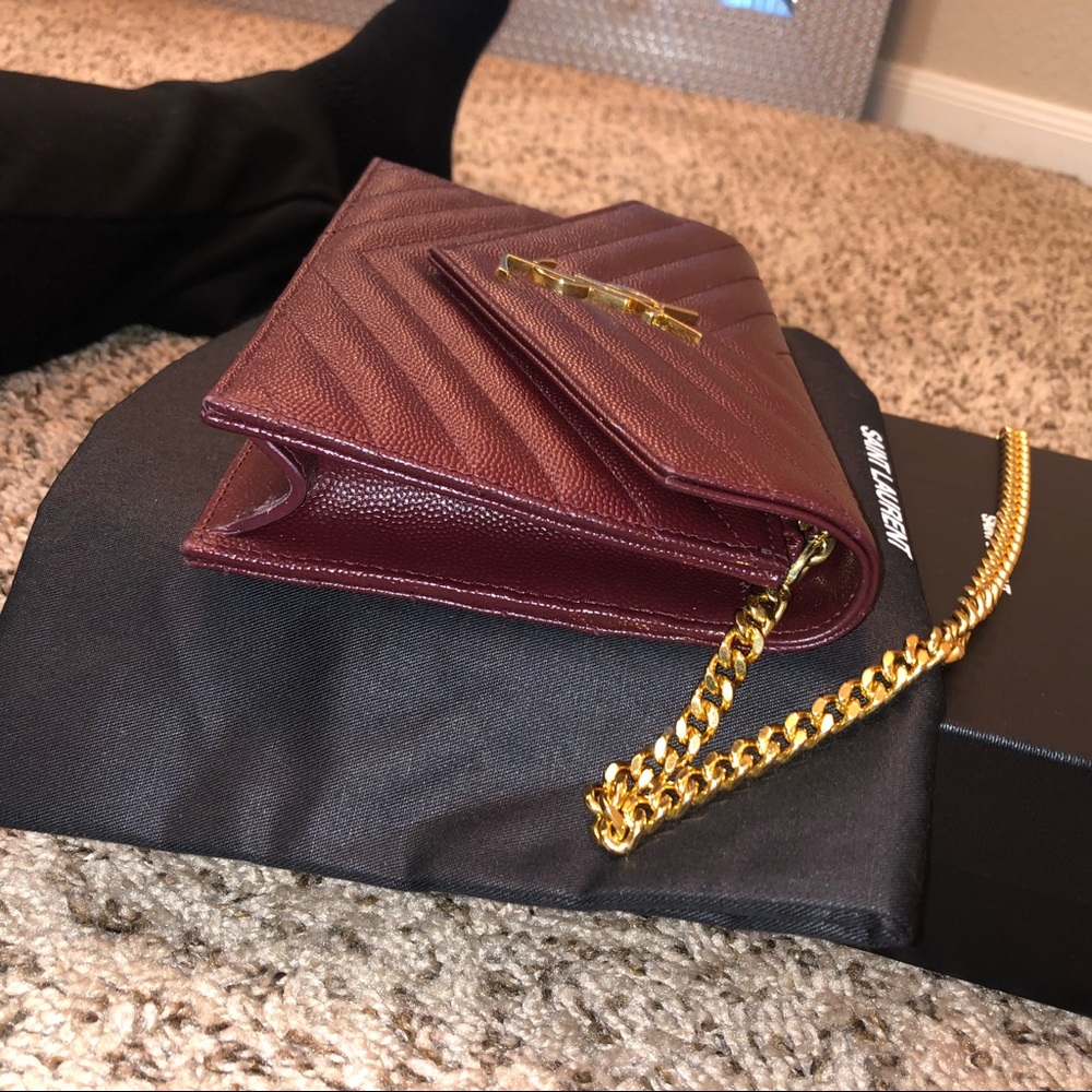 ‼️SOLD‼️ MONOGRAM CHAIN WALLET IN GRAIN DE POUDRE - Picture 5 of 8